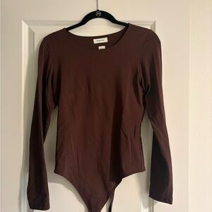 Aritzia Contour Brown Long Sleeve Bodysuit